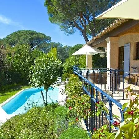 Ami - Raphael Comfortable Saint-Raphael (Var)